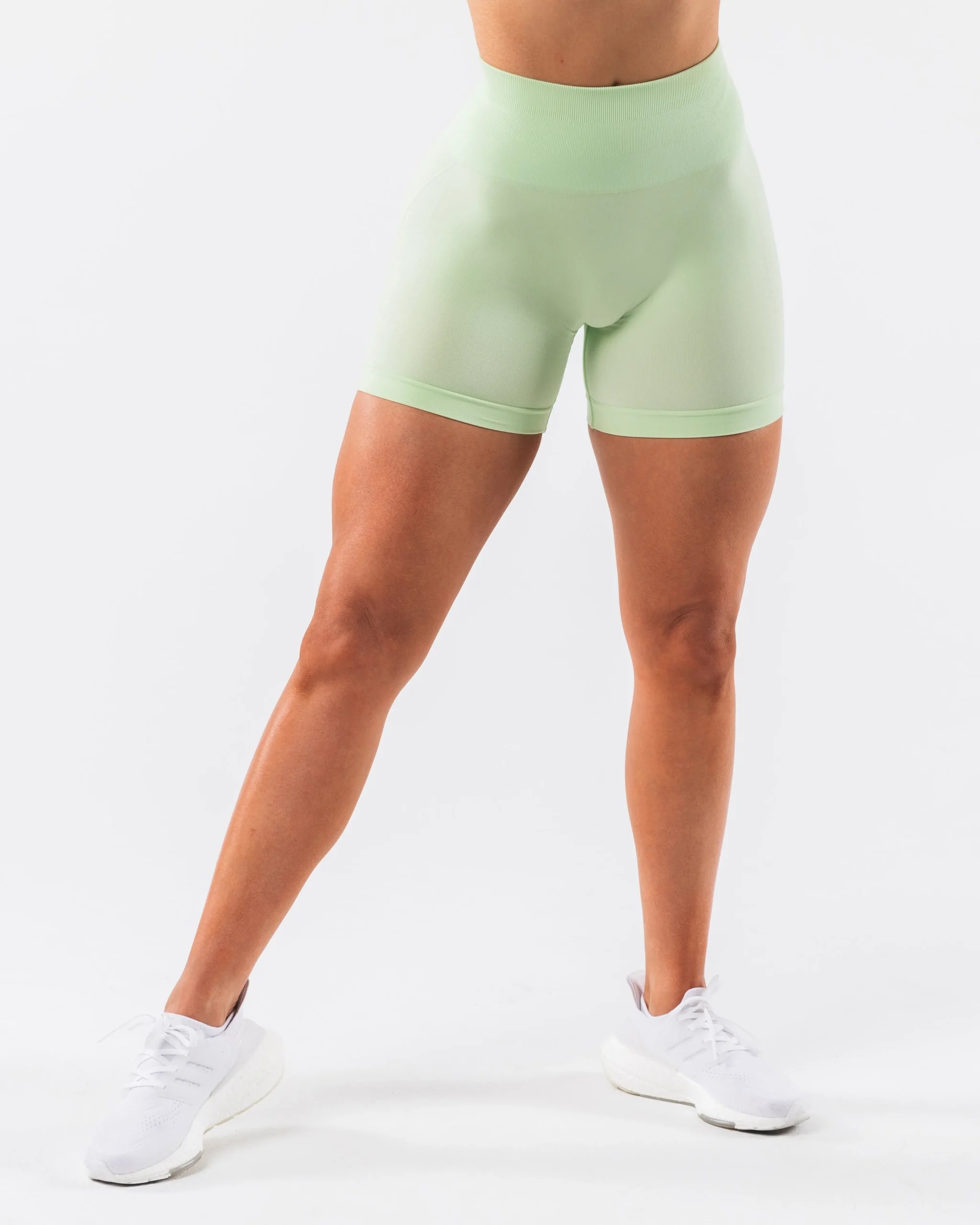 Amplify Contour Short 5"