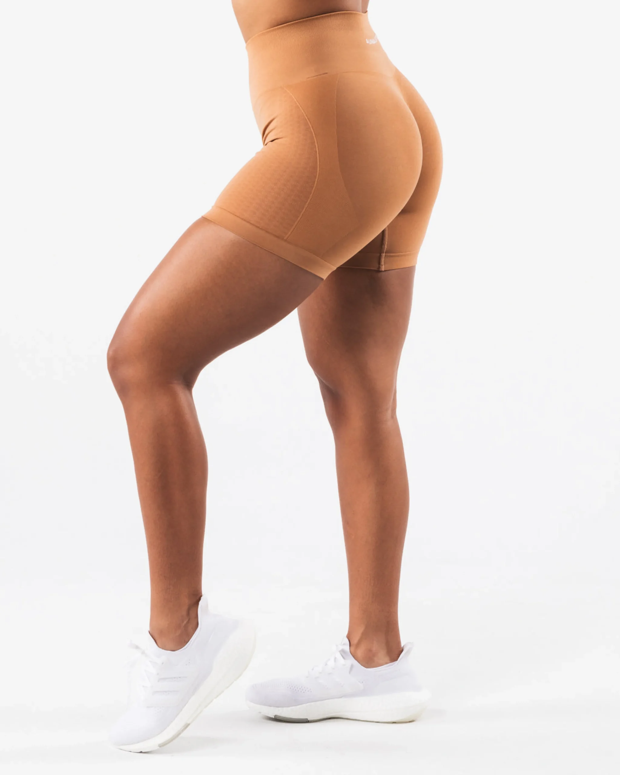 Amplify Contour Short 5"