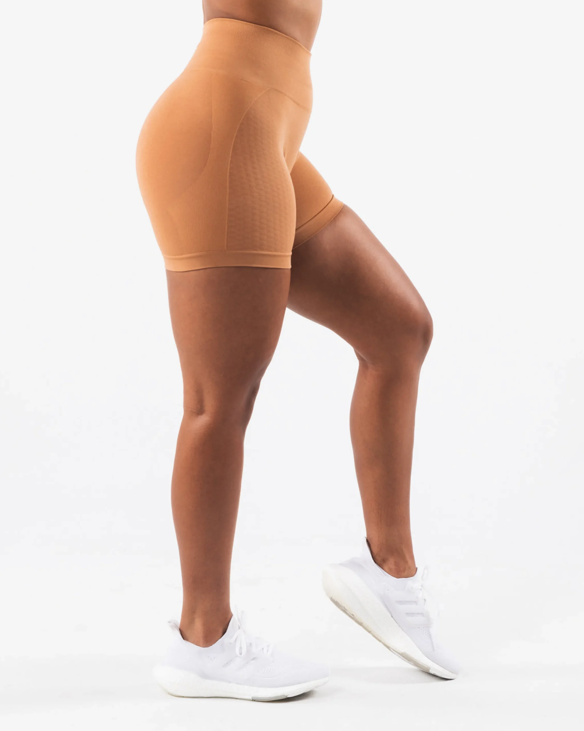 Amplify Contour Short 5"