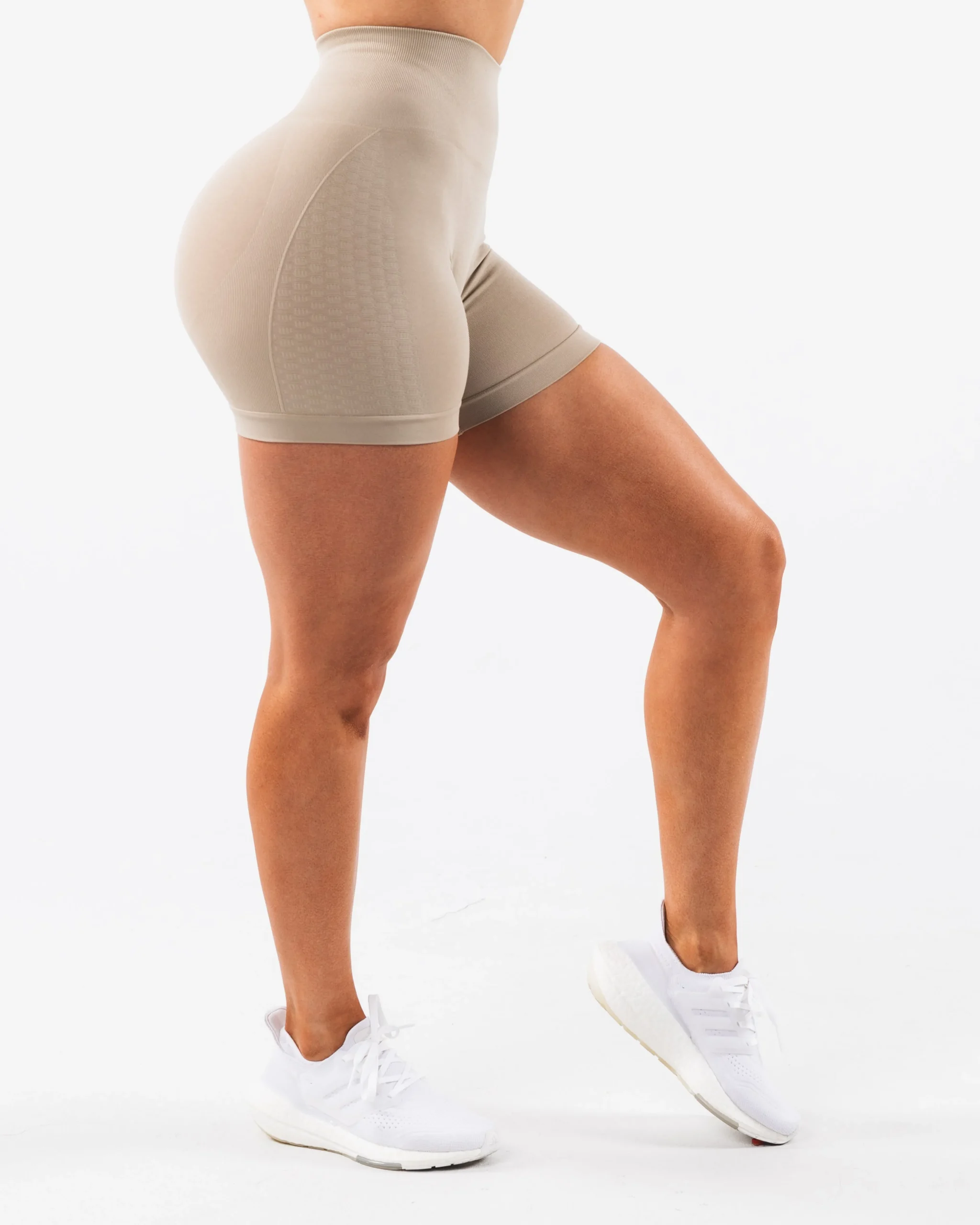 Amplify Contour Short 5"