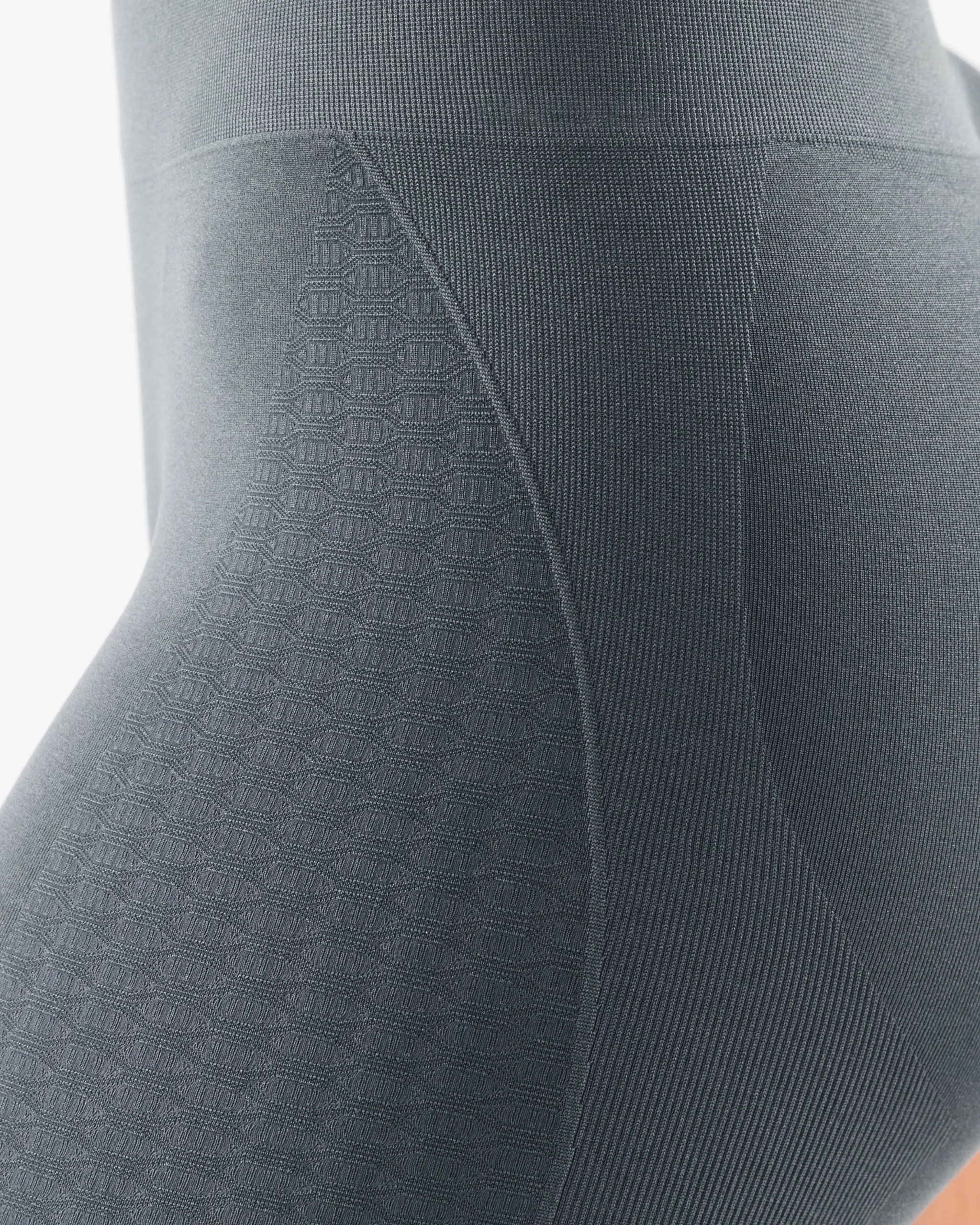 Amplify Contour Short 5"