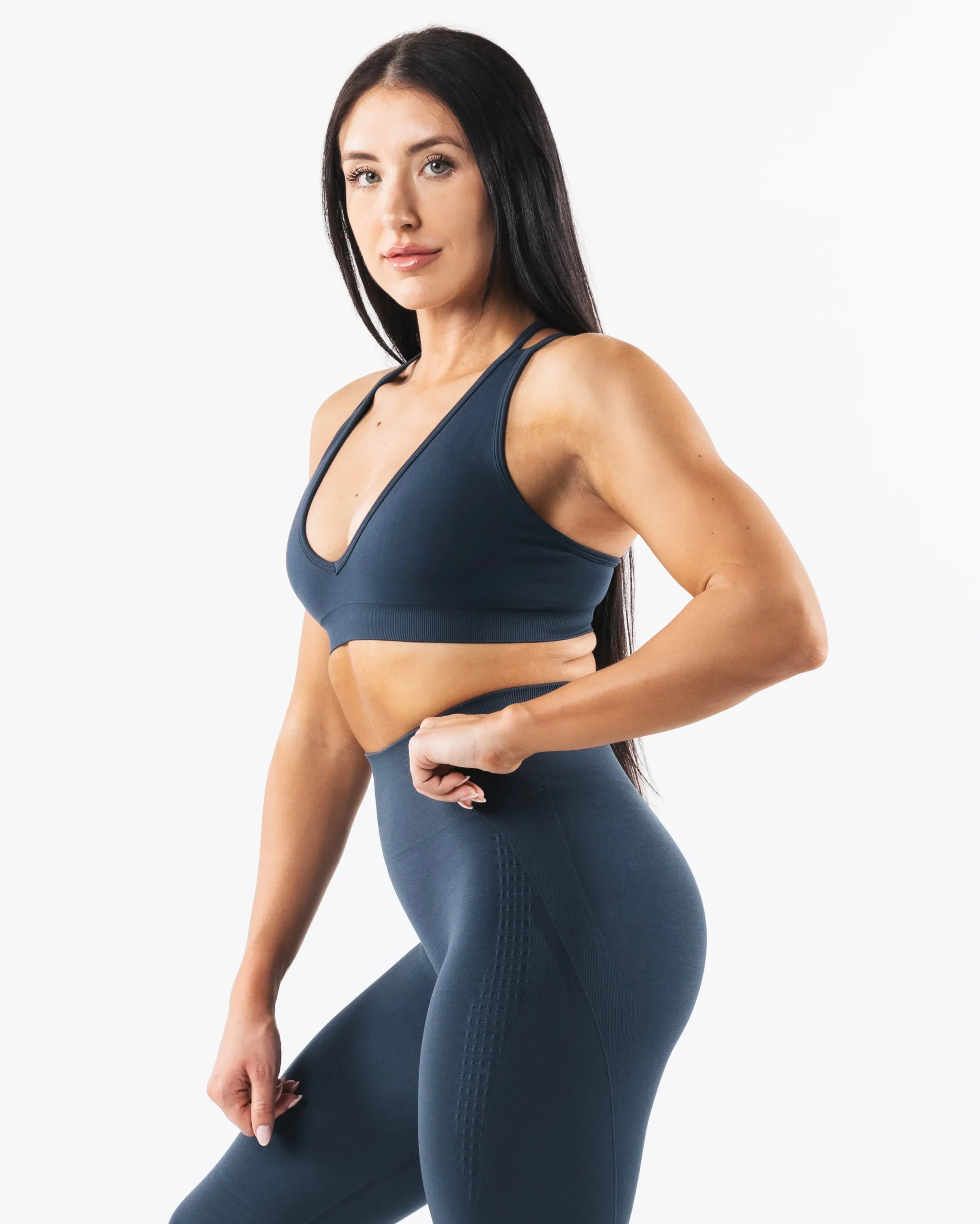 Amplify Deep V Bra
