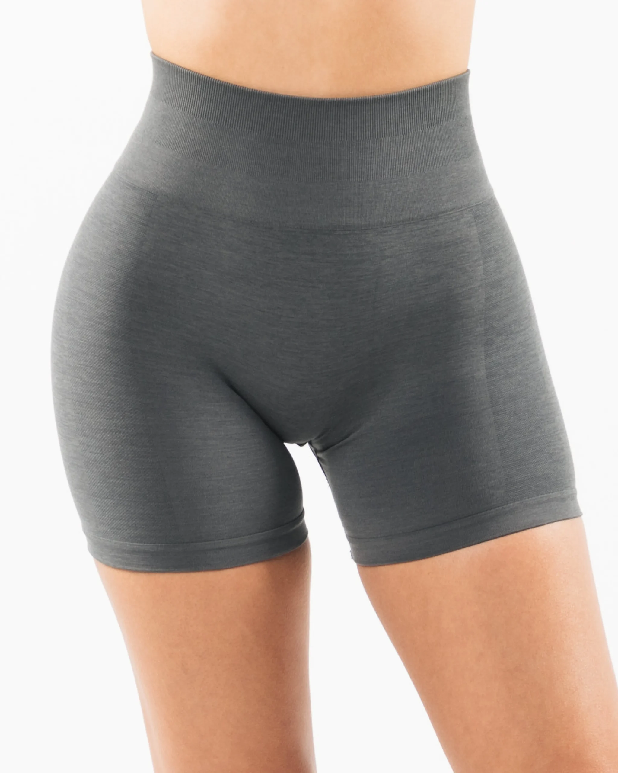 Amplify Short 4.5"
