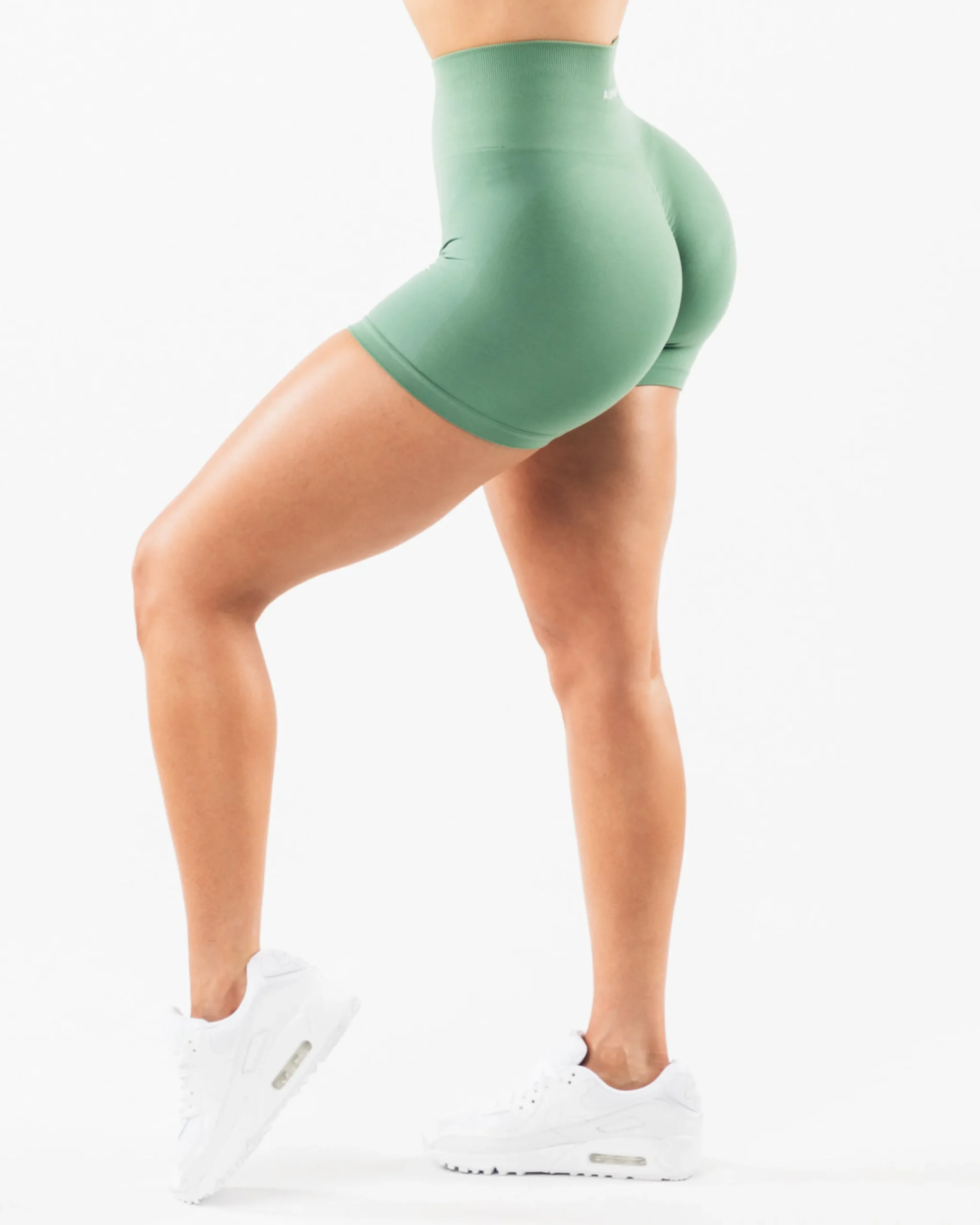 Amplify Short 4.5"