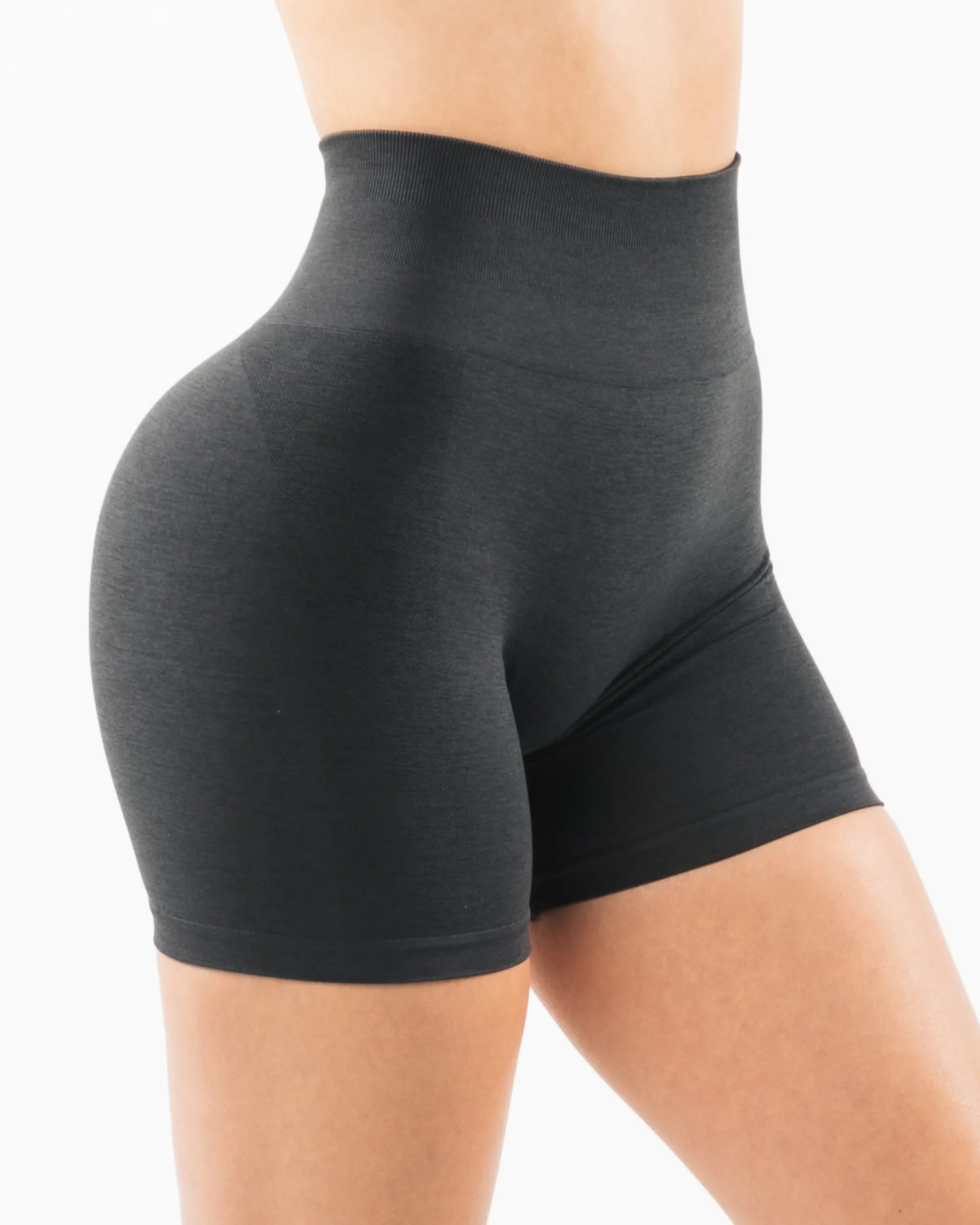 Amplify Short 4.5"