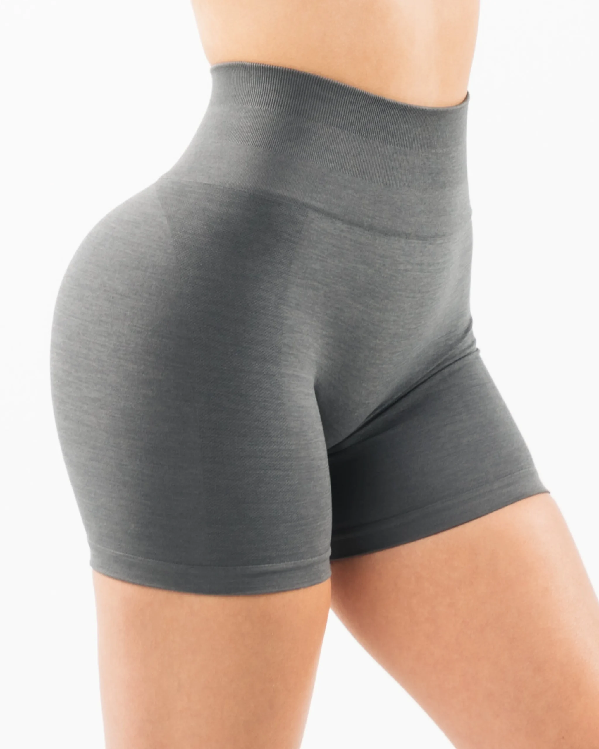 Amplify Short 4.5"