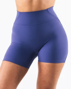 Aura Short 5"