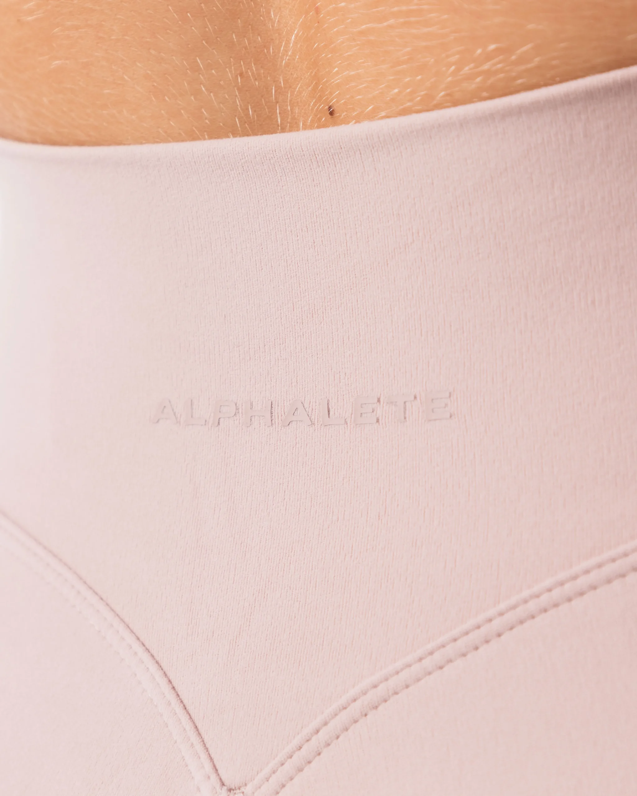 Aura Short 5"