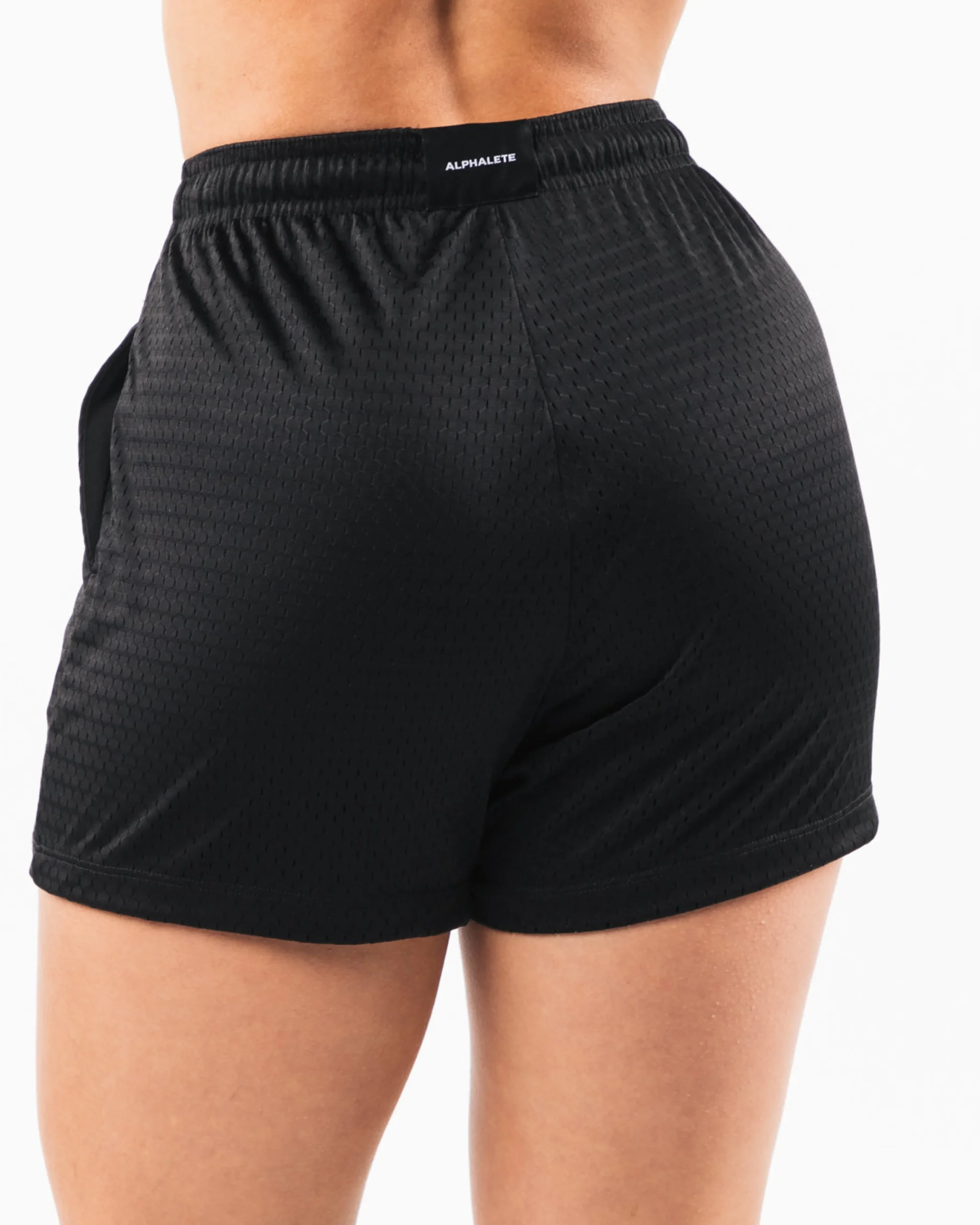 Signature Mesh Short 4"