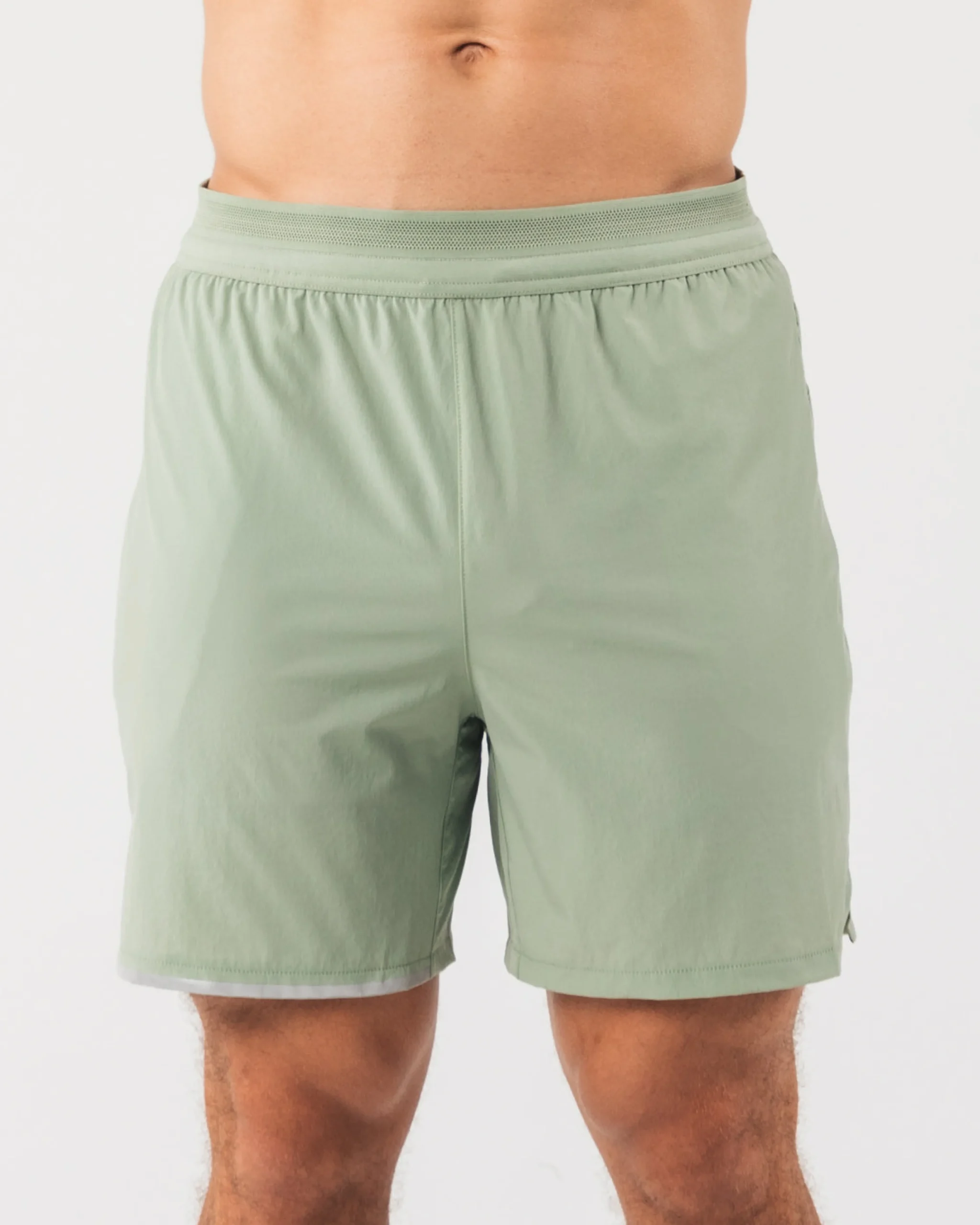 Studio Short 6"
