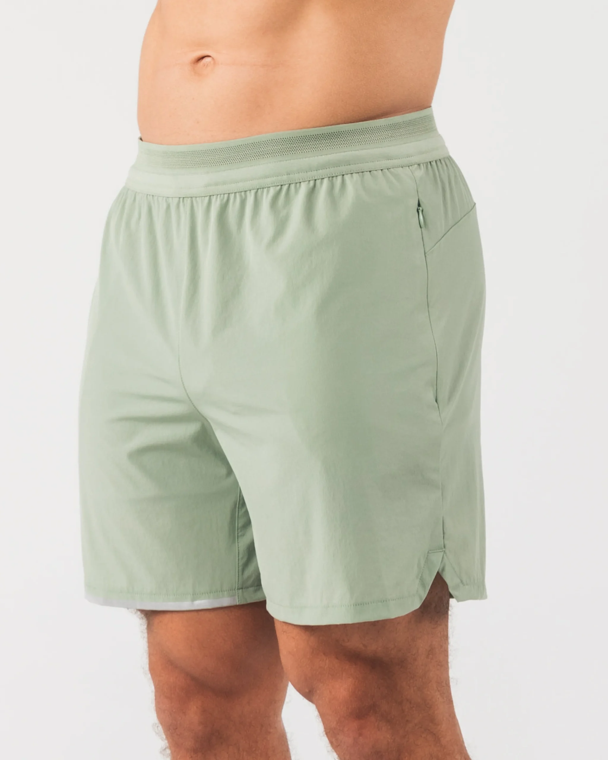 Studio Short 6"